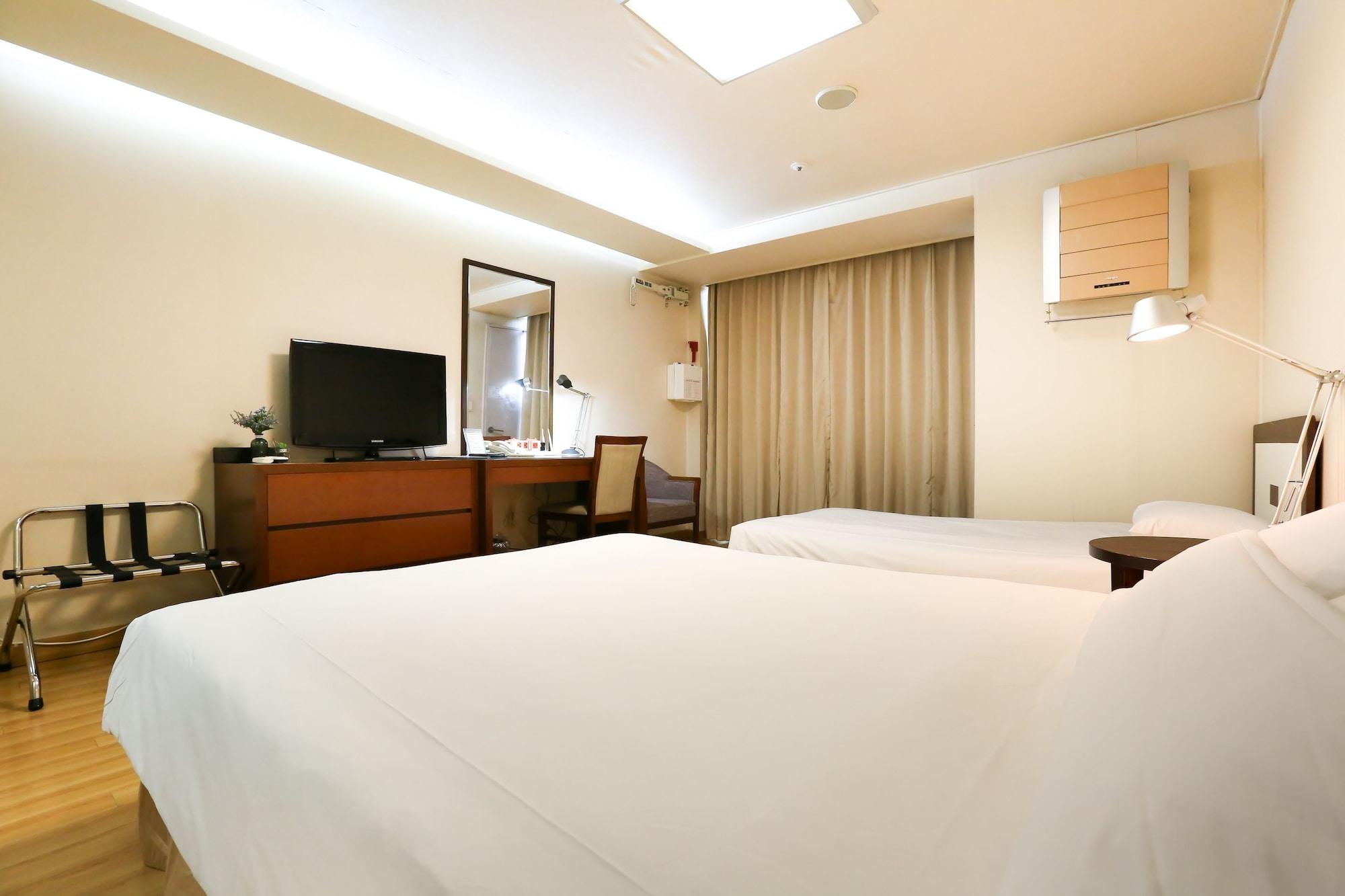 Gangnam Family Hotel Сеул Экстерьер фото