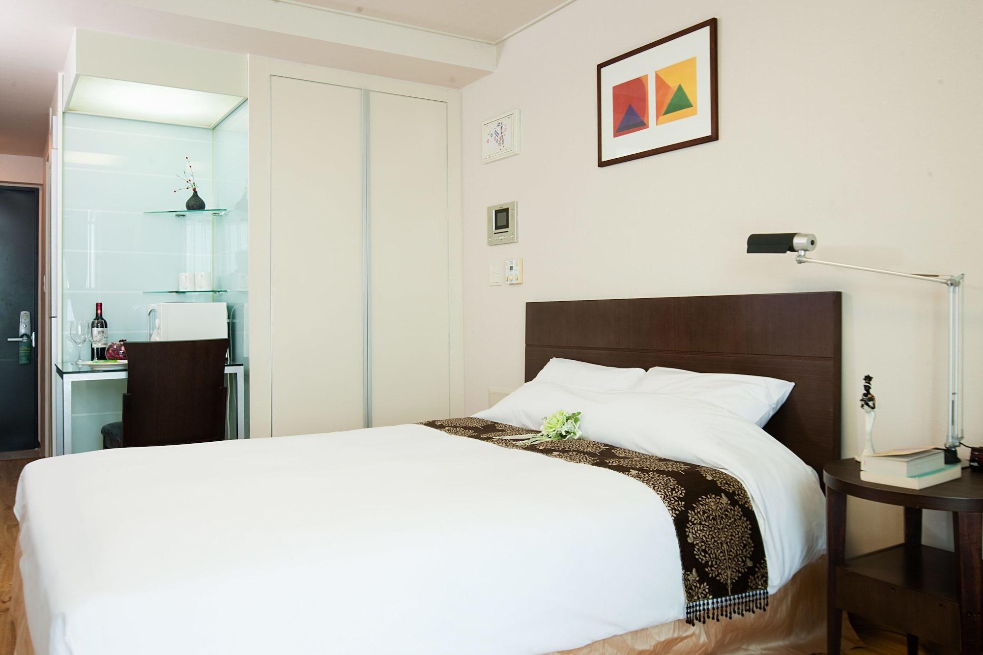 Gangnam Family Hotel Сеул Экстерьер фото