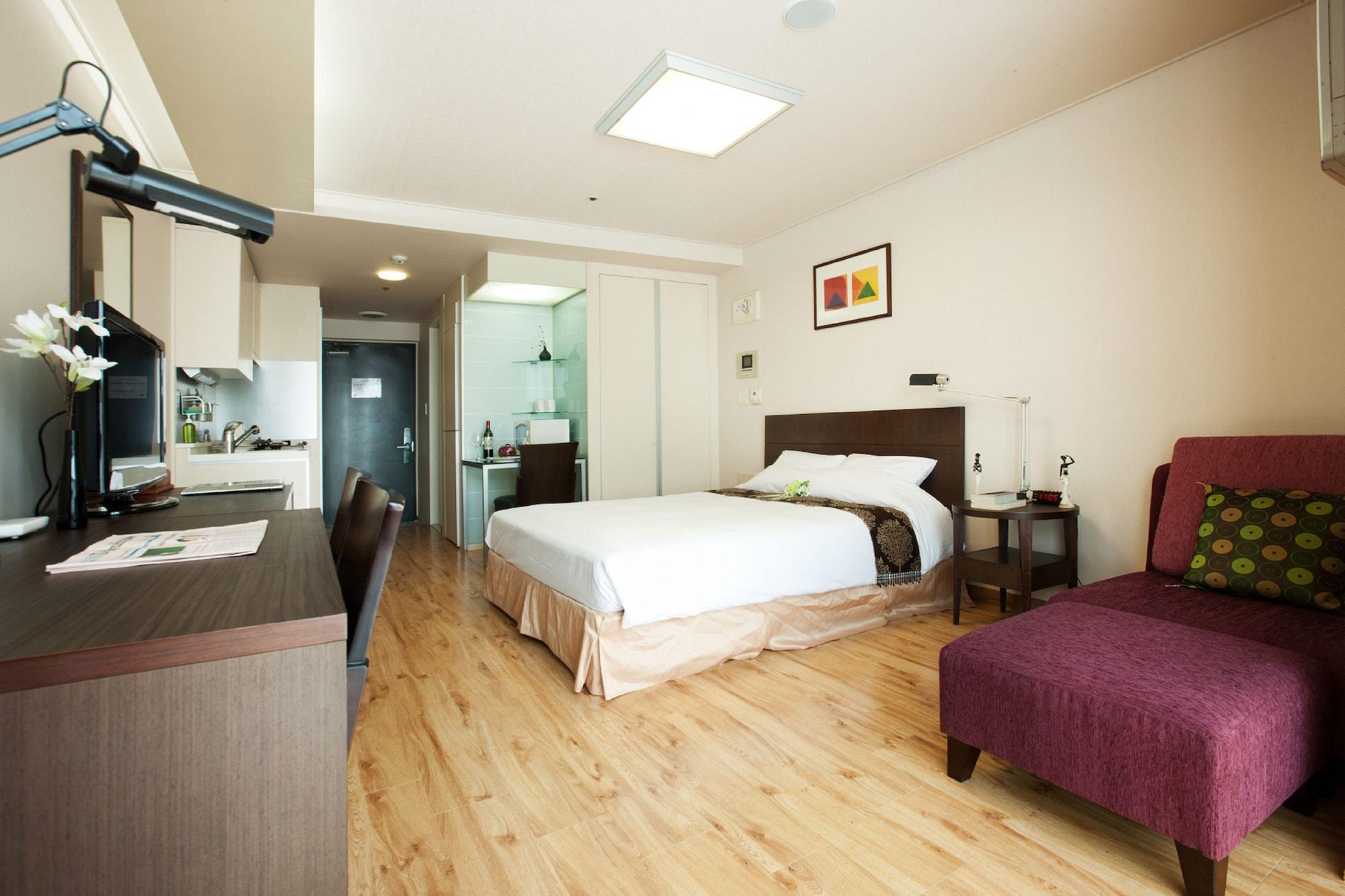 Gangnam Family Hotel Сеул Экстерьер фото